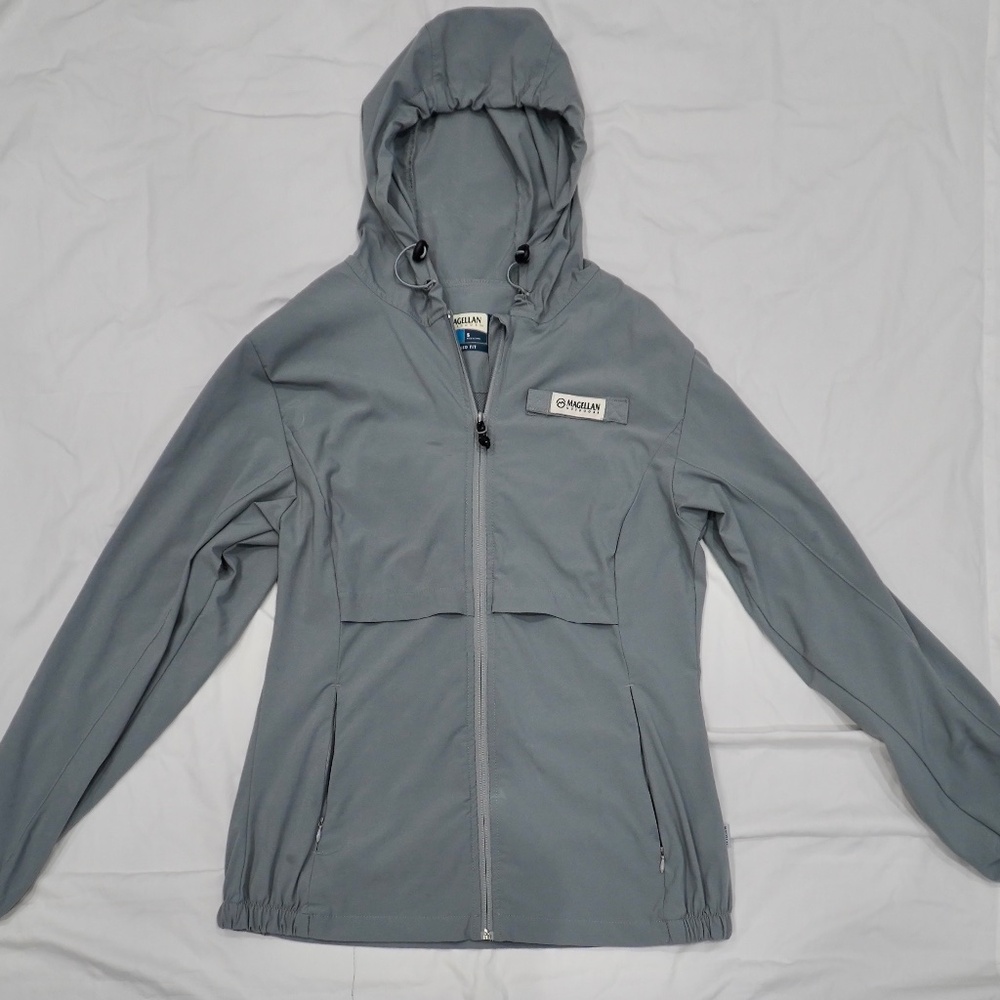 Magellan outdoors Women's Fishing Overcast Windbreaker Jacket - S